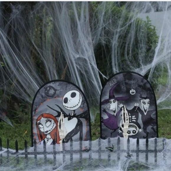 Halloween decorations - Picture 1 of 3